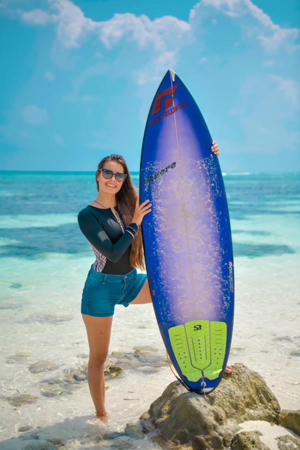 Blue Wave Hotel Maldives For Surf, Fishing And Beach Kudahuvadhoo Exterior foto